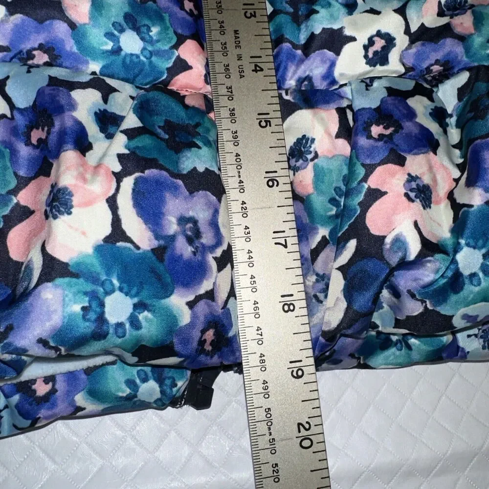 Gymboree Puffer Vest Girls Size Large 10/12 Multicolor Front‎ Zip Floral Blue